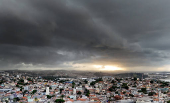 Tempo nublado e chuva em Contagem (MG)
