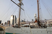 Llegada del buque Juan Sebastián Elcano a Nueva York