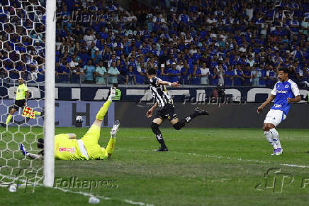 PARTIDA ENTRE CRUZEIRO (MG) e SANTOS (SP)