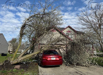 Storms hit the midwest