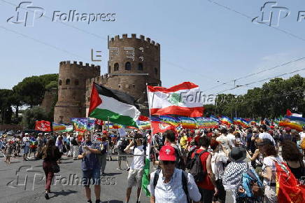 Stop ReArm Europe demonstration against war in Rome