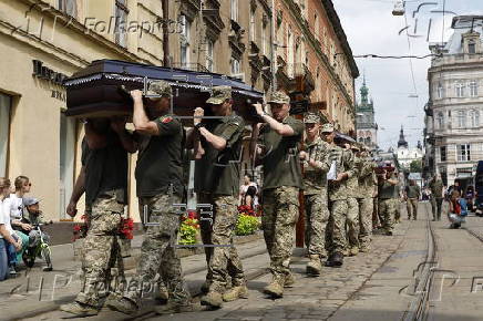 Lviv bids farewell to twelve Ukrainian soldiers who died in Russian captivity