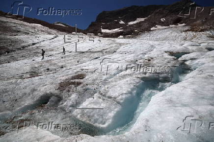 Climate change affects Zugspitze, Germany’s largest glacier