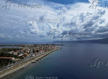FILE PHOTO: Sicily bridge opponents vow to put up a fight