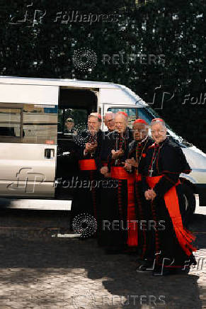 U.S Cardinals leave the Pontifical North American College to enter the conclave