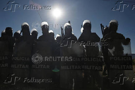 Supporters of former President Evo Morales continue with roadblocks on highway, in Parotani