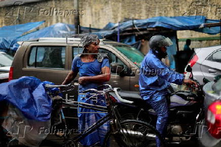 Thunderstorm with rain disrupts daily life in Kolkata