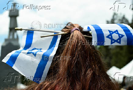 Jewish community gathers a week after attack in Boulder