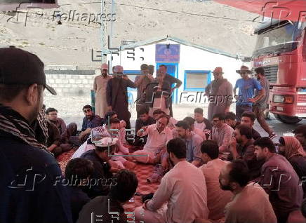 Traders protest near the Pakistan-China border