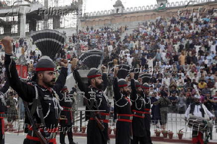 Flag lowering ceremony at Pakistan-India border in Wagah