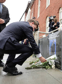 German Foreign Minister Wadephul lays flowers in honor of shooting victims Israeli Embassy workers Lischinsky and Milgrim in Washington