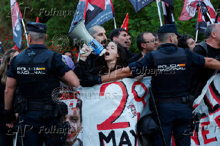 Regional general strike over deadly floods management in Valencia