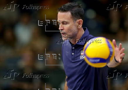 FIVB Volleyball Women's Nations League - USA vs Poland