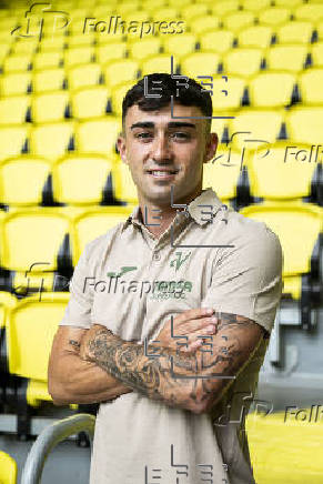 Alberto Moleiro presentado como nuevo jugador del Villarreal
