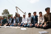 Yemenis perform Istisqa rain prayer due to drought