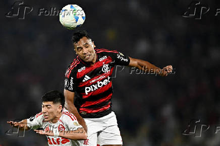 Partida entre Flamengo e Internacional válida pelo Copa Libertadores 2025.