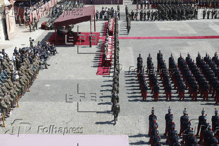El rey preside la entrega de Reales Despachos y nombramientos de los nuevos oficiales del Ejército de Tierra y de la Guardia Civil