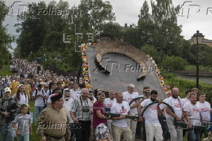 Orthodox Christian icon carried in procession in Tutayev, Russia