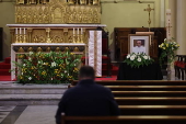 People pray for Pope Francis in Jerusalem