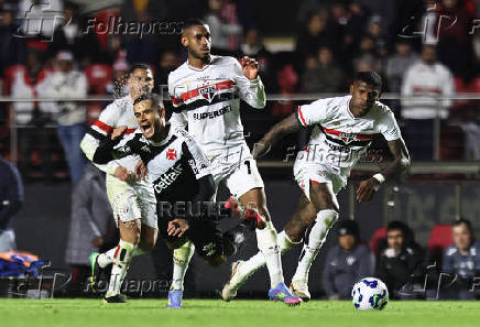 Brasileiro Championship - Sao Paulo v Vasco da Gama