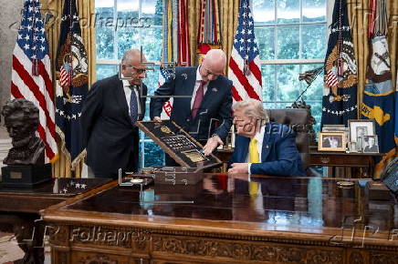 President Trump hosts Juventus soccer club at White House