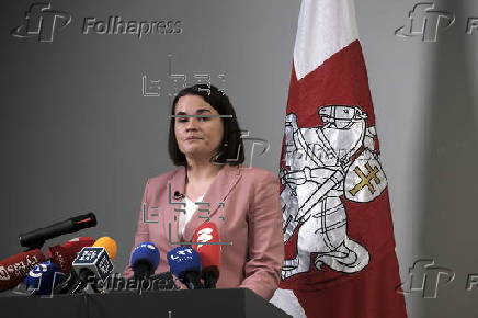 Belarus opposition leader Tikhanovsky reunites with wife in Lithuania after release