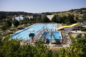 Puntrut JU municipality bans non-Swiss residents from entering the outdoor pool