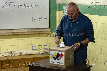 Candidatos del chavismo llaman a votar en comicios municipales y consulta popular