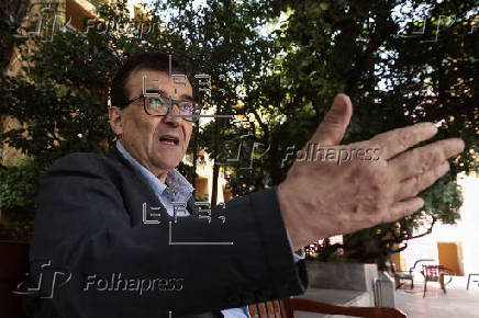 Javier Cercas: “Huyamos de la literatura que dulcifica la realidad como de la peste”
