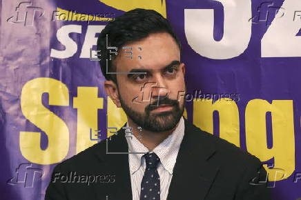 New York mayor candidate Mamdani honors victims of mass shooting during press conference