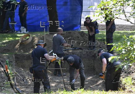 Polish soldiers who died in 1939 are exhumed in Lviv