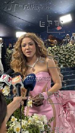 Shakira en la alfombra de la Met Gala de Nueva York
