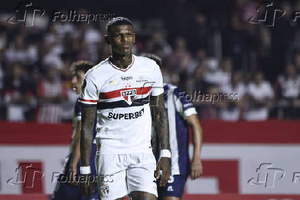 Match between são paulo and talleres for the 2025 libertadores cup.