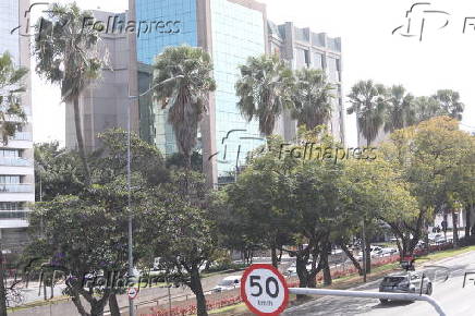 Rajadas de ventos na região do aeroporto de Congonhas em SP