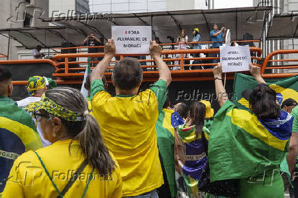 Protesto na av. Paulista contra indicação de Flavio Dino ao STF