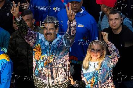 Chavismo se dice ganador en el cierre de campaña electoral frente a una minoría opositora