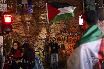 Ato de solidariedade à Palestina, no restaurante Al Janiah, no Bexiga