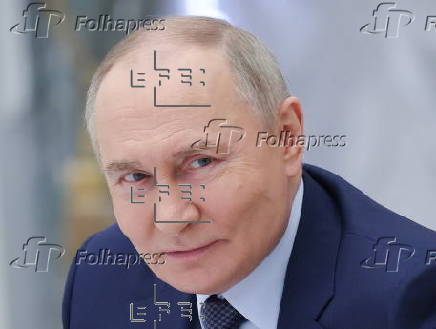 Russian president holds meeting of Russia-Land of Opportunity supervisory board