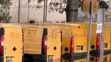 Estacionamento da sede de distribuição central dos Correios