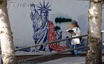 Daily Life in Tehran as US Issues Travel Ban on 12 Countries, Including Iran