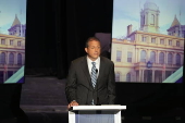 Seven candidates take part in the final New York City mayoral debate