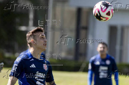 Costa Rica entrena con equipo completo para partidos ante Bahamas y Trinidad y Tobago