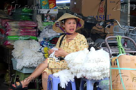 Vietnam's National Assembly passes a resolution on VAT reduction until the end of 2026