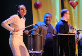 MALUKOS BELEZA ENCANTA COM SHOW INCLUSIVO NO TEATRO DA AMRIGS