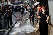 Manila orders cleanup of waterways after health emergency