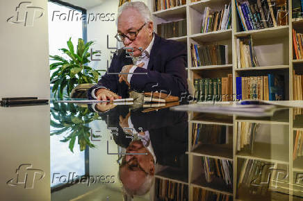 Uruguay evalúa su adhesión al banco de fomento de los BRICS