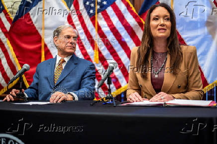 Texas Governor and U.S. Agriculture Secretary hold a press conference to address screwworm issue, in Austin