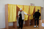 Romania holds new presidential election