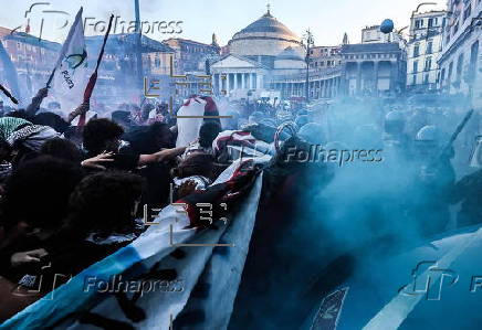 Protest in solidarity with Palestine in Naples