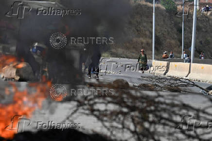 Evo Morales supporters continue blocking main avenues, in Cochabamba
